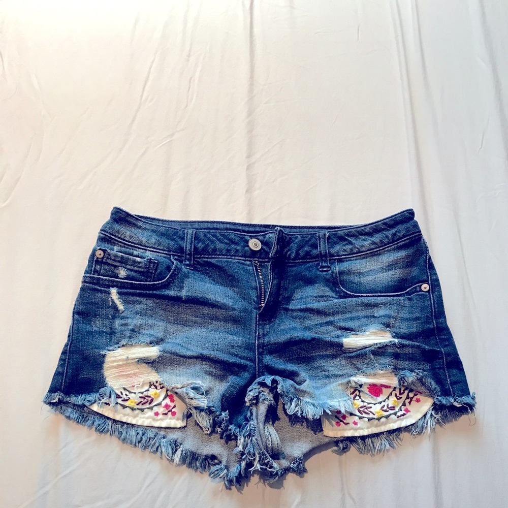 2 / $20 - Cut off shorts